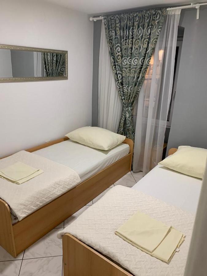 Old Town Apartment สปลิท ภายนอก รูปภาพ