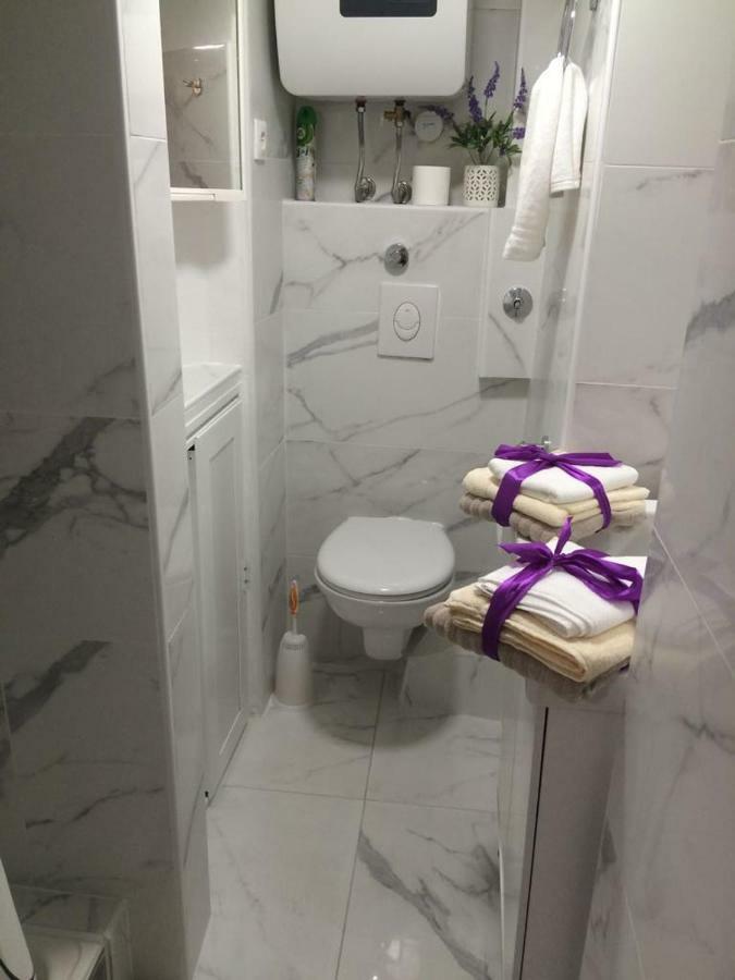 Old Town Apartment สปลิท ภายนอก รูปภาพ